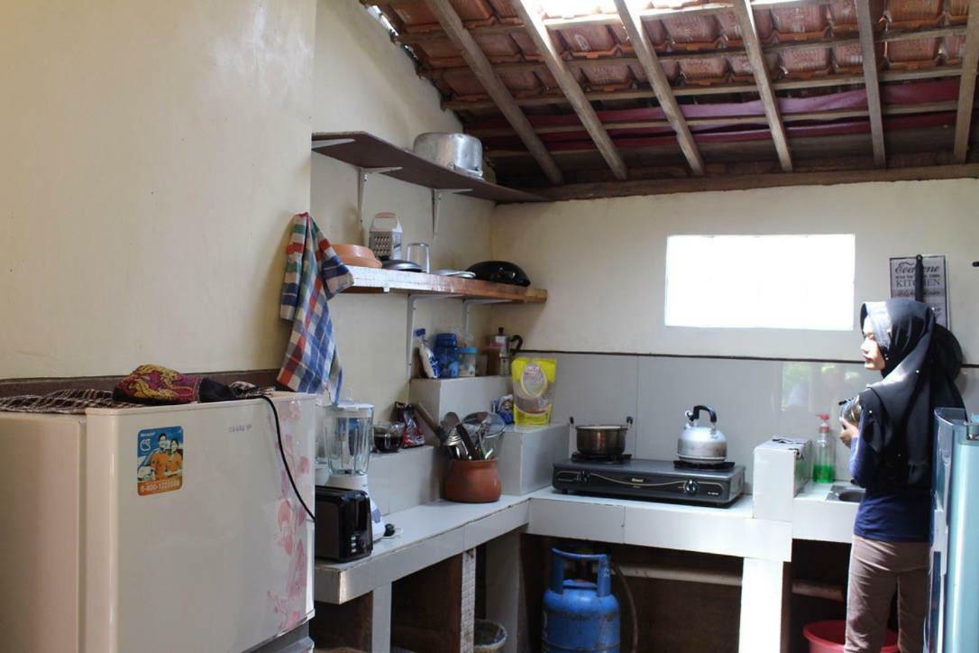 Appartamento Harrys Oceanhouse 2 Pacitan Esterno foto