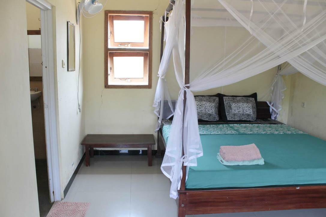 Appartamento Harrys Oceanhouse 2 Pacitan Esterno foto