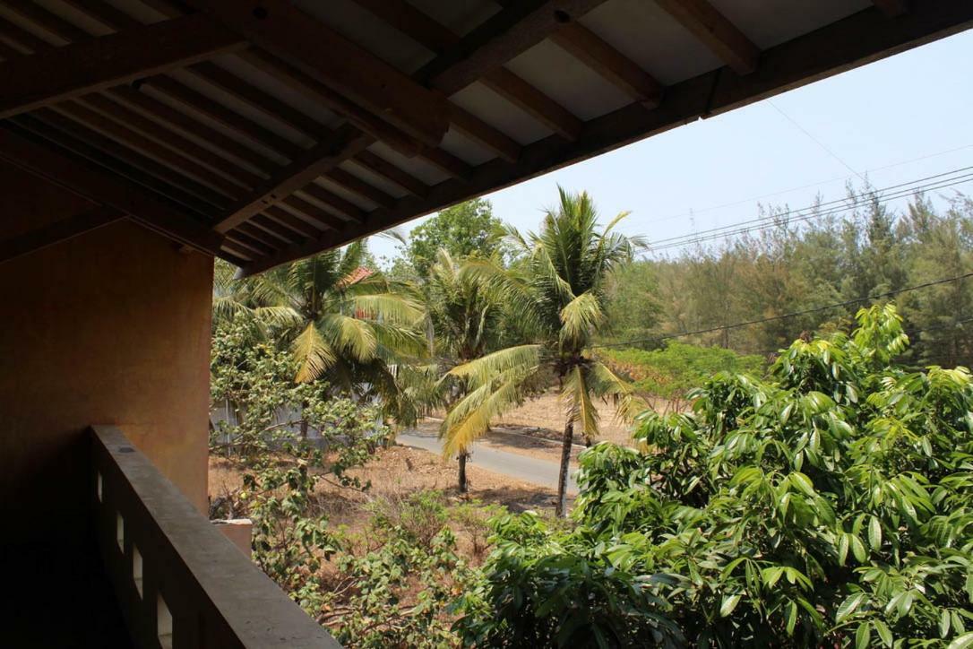Appartamento Harrys Oceanhouse 2 Pacitan Esterno foto