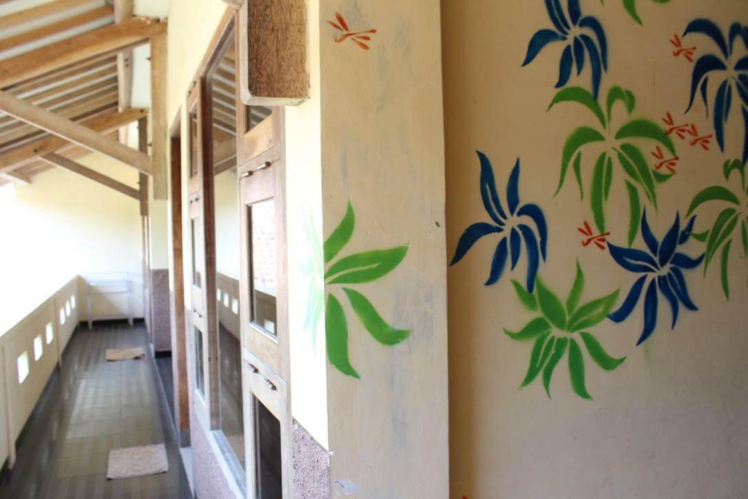 Appartamento Harrys Oceanhouse 2 Pacitan Esterno foto