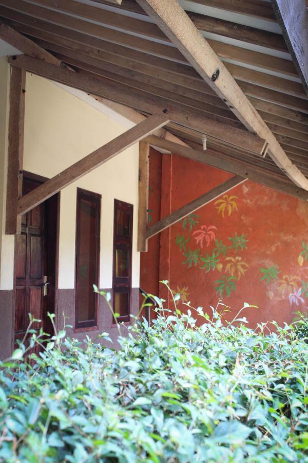 Appartamento Harrys Oceanhouse 2 Pacitan Esterno foto