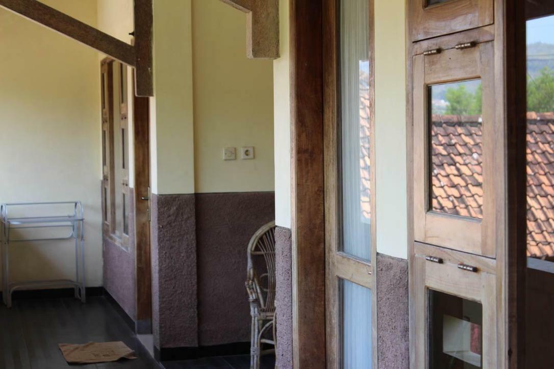Appartamento Harrys Oceanhouse 2 Pacitan Esterno foto